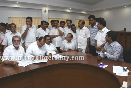 MLC polls: BJP, Congress, independent candidates file nomination 1